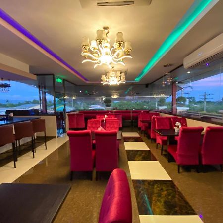 Grand Diamond Hotel Trinidad Piarco المظهر الخارجي الصورة